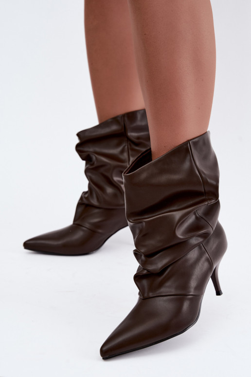 Schlüpfschuh Damen slouchy Stiefeletten mit schmalen Absätzen in Schokoladenfarbe Harissa