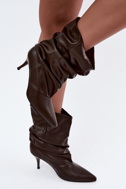 Schlüpfschuh Damen slouchy Stiefeletten mit schmalen Absätzen in Schokoladenfarbe Harissa