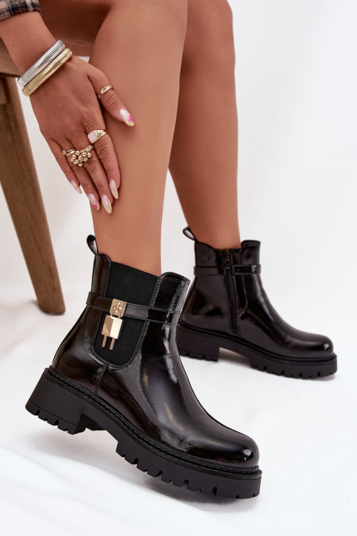 Stylische lackierte isolierte Stiefeletten mit Details Ze gold und schwarz Talyra