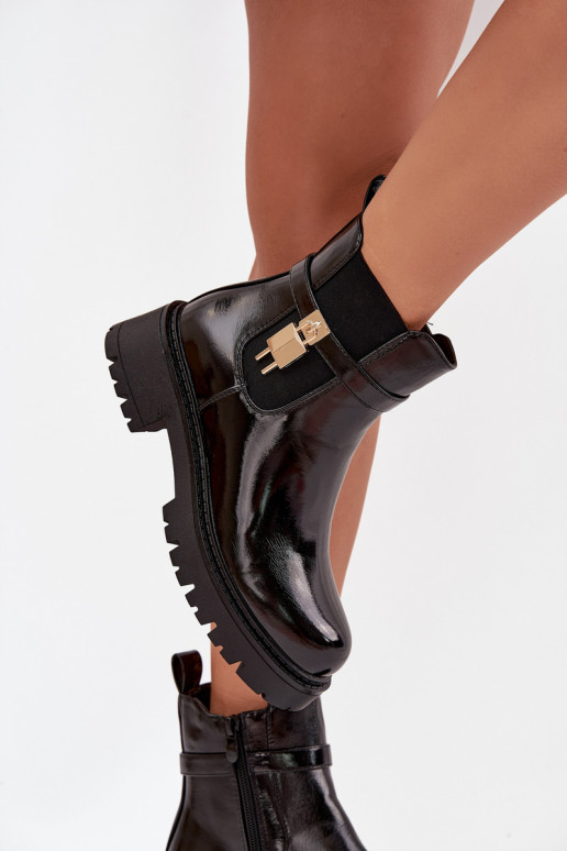 Stylische lackierte isolierte Stiefeletten mit Details Ze gold und schwarz Talyra