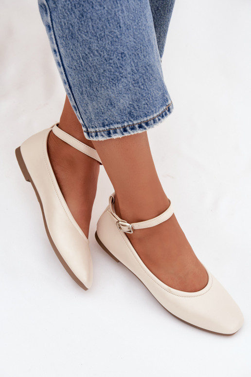 Sandfarbene Ballerinas mit Riemen und Schnallen Janelor