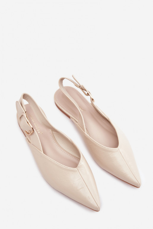 Sandfarbene lackierte Ballerinas mit Schnallen Rinalle