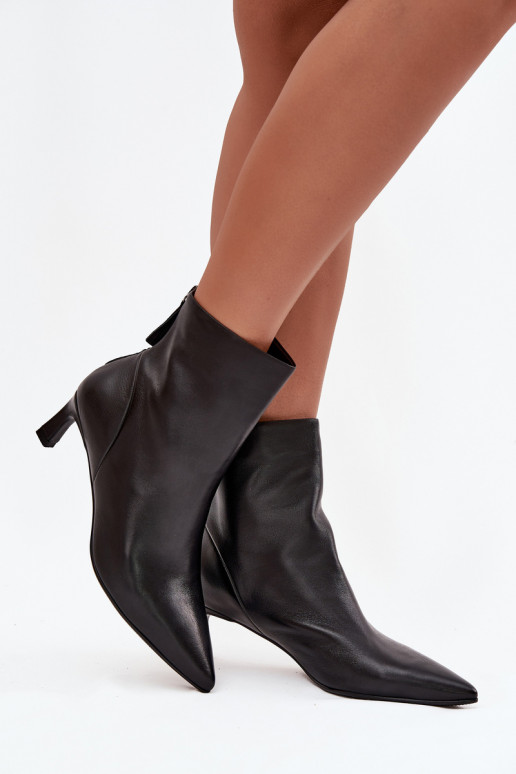 Damen Stiefeletten aus natürlichem Leder mit Absätzen D&A CR52-661 schwarz