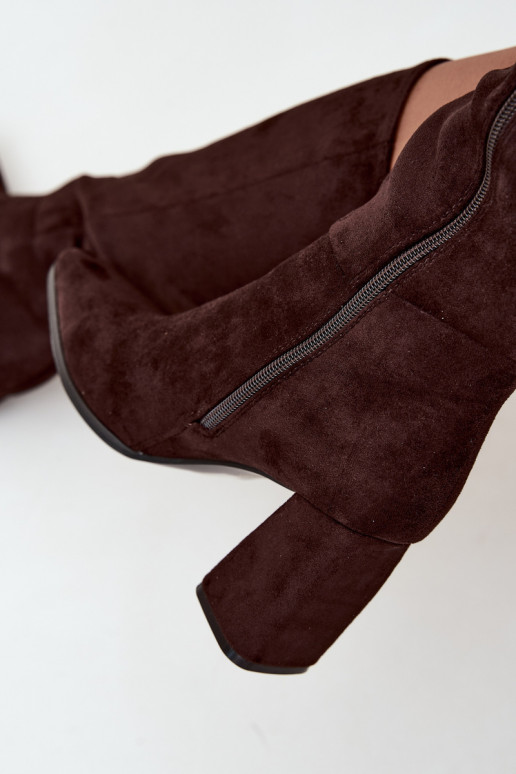 Damen kniehohe Stiefel mit Blockabsatz karamellfarben Carlin
