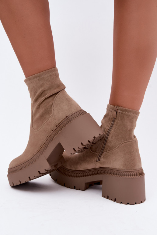 Damen Stiefeletten mit klobigem Absatz und Plattform aus Kunstveloursleder sandfarben Elvianne