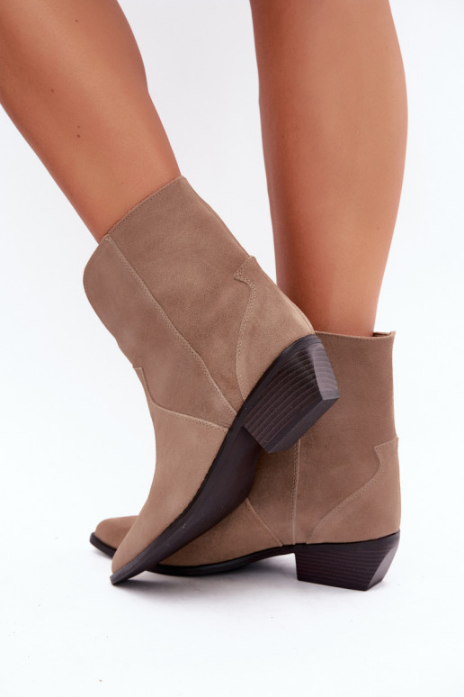 Damen Stiefeletten im Cowboy-Stil mit Absatz aus natürlichem Veloursleder sandfarben Norelle