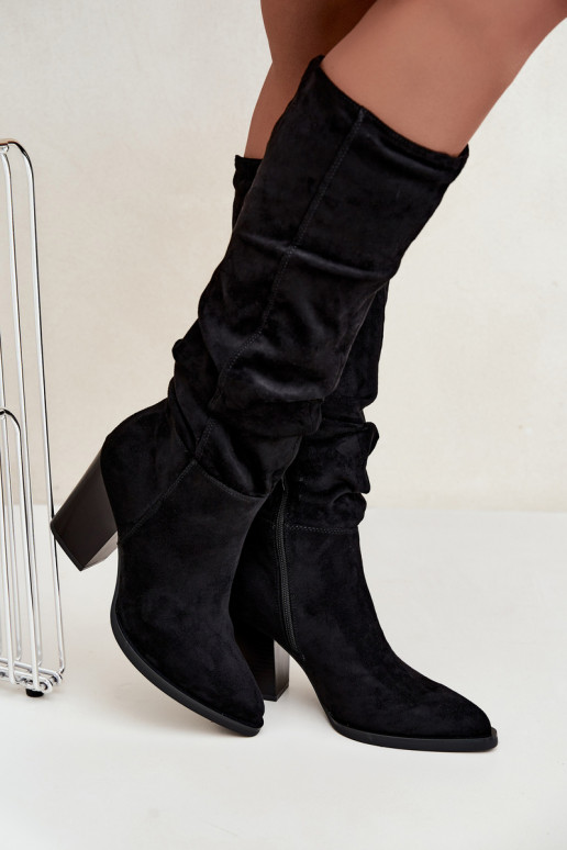 damen kniehohe Stiefel mit Absatz und gebogenem Schaft in schwarz Ismera