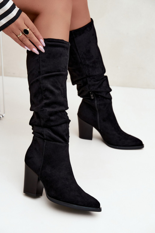 damen kniehohe Stiefel mit Absatz und gebogenem Schaft in schwarz Ismera