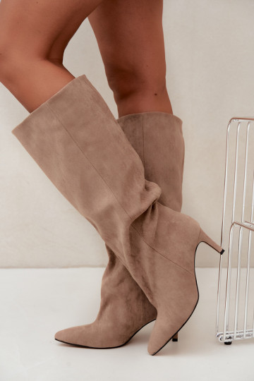 damen kniehohe Stiefeletten zum Hineinschlüpfen mit Absatz in sandfarben Favra
