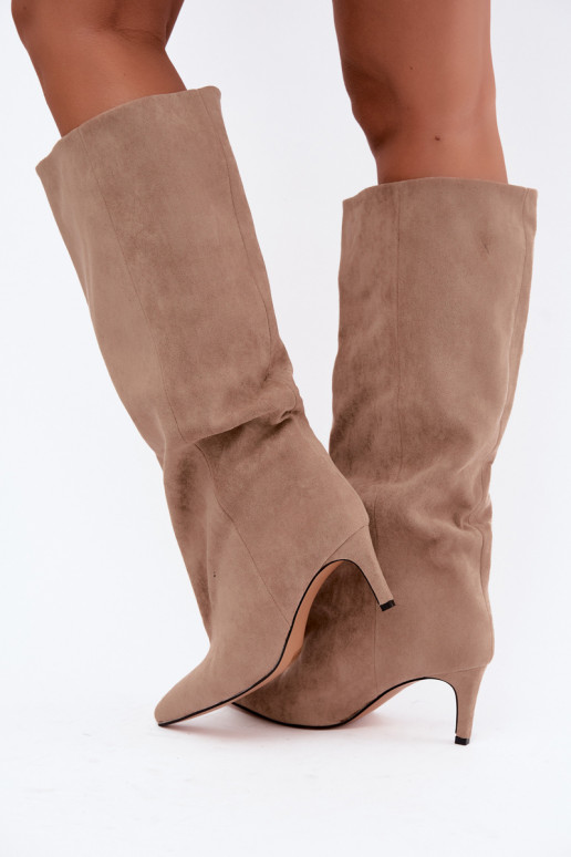 damen kniehohe Stiefeletten zum Hineinschlüpfen mit Absatz in sandfarben Favra