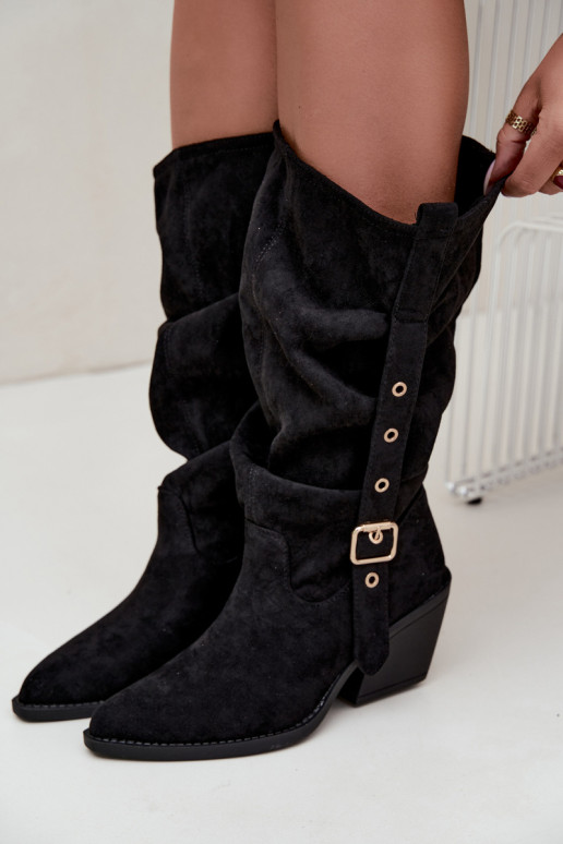 geknitterte Damen kniehohe Stiefel im Cowboy-Stil mit Riemen und Absätzen in schwarz Adria