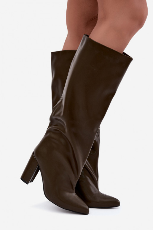 Damen kniehohe Stiefel zum Hineinschlüpfen mit Absätzen in CzekoladoĮe Emeline