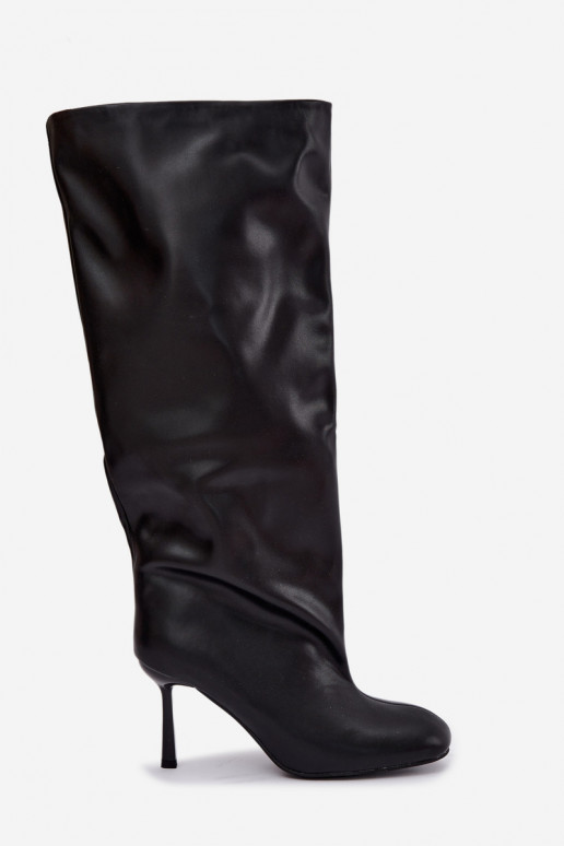 Damen kniehohe Stiefel zum Hineinschlüpfen mit schmalen Absätzen in Schwarz Caliya