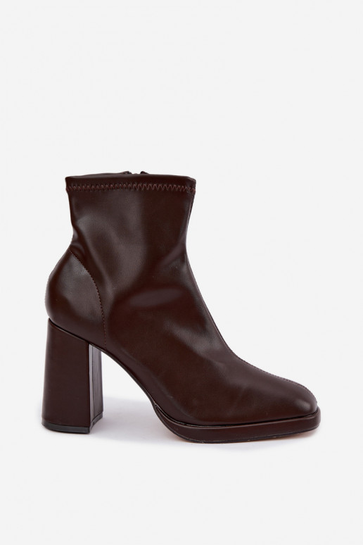 Damen Stiefeletten aus Kunstleder mit Absatz in schokoladenfarbener Karvella
