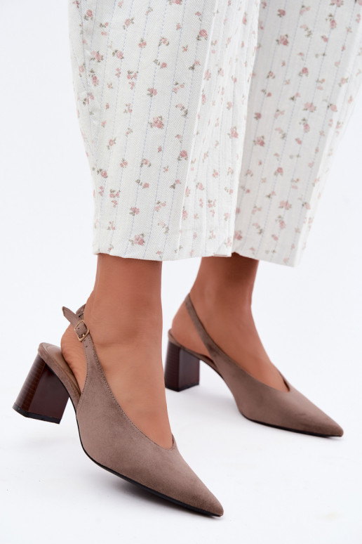 Schuhe mit offenem Absatz in tonfarbener Sorenia