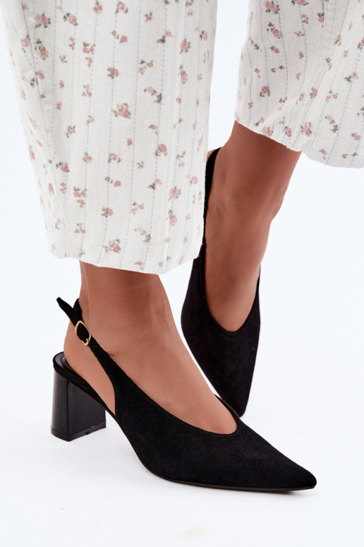 Schuhe mit offenem Absatz in schwarzer Sorenia