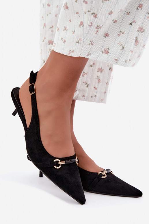Schuhe mit offenem Absatz und niedrigem Absatz in schwarzer Caylo