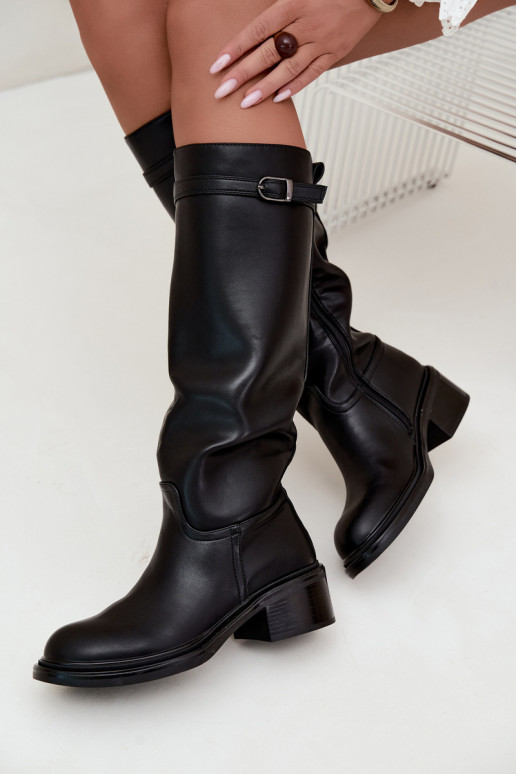 Damenstiefel mit niedrigem Absatz bis zum Knie mit Schnallen in schwarzer Farbe Orlisa