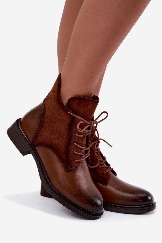Ismerae braune Stiefeletten mit breiten Absätzen