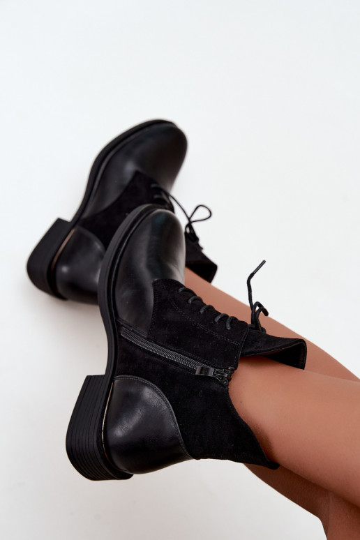 Ismerae schwarze Stiefeletten mit breiten Absätzen