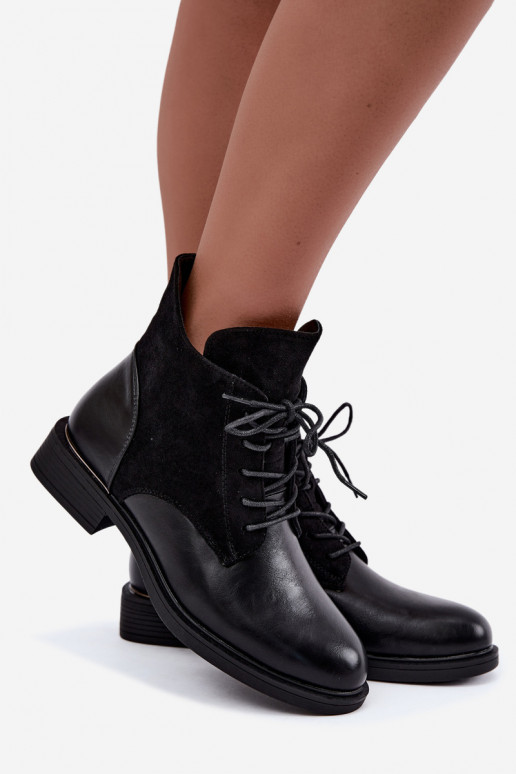 Ismerae schwarze Stiefeletten mit breiten Absätzen