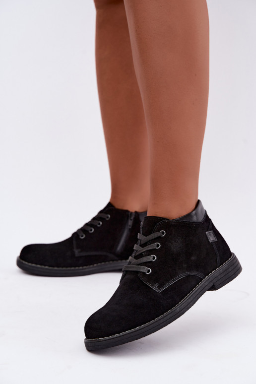Nirelia Schuhe aus schwarzem Kunstveloursleder