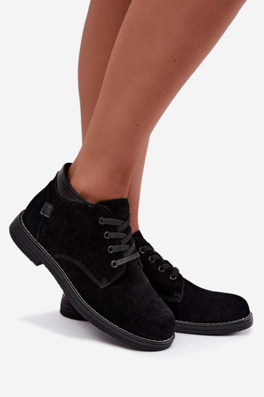Nirelia Schuhe aus schwarzem Kunstveloursleder