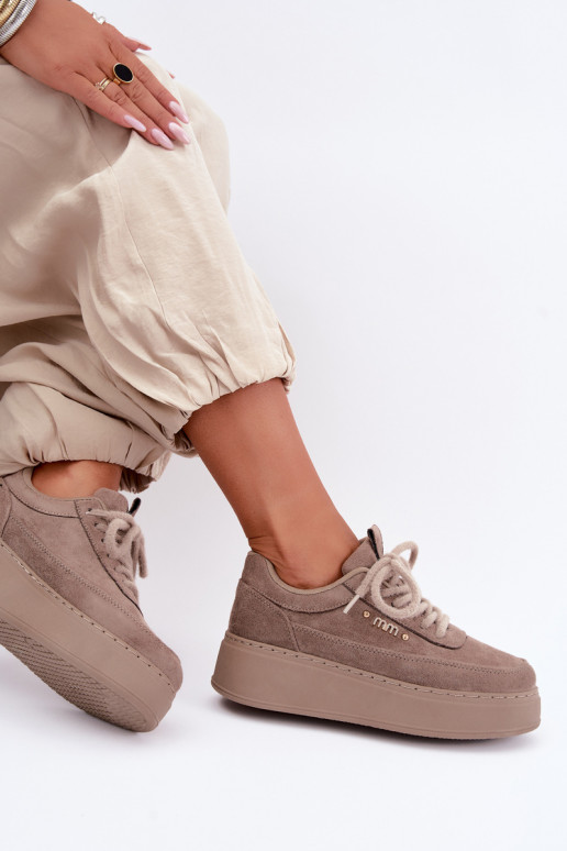Sneaker aus Veloursleder mit Plattform in Ton Teysa