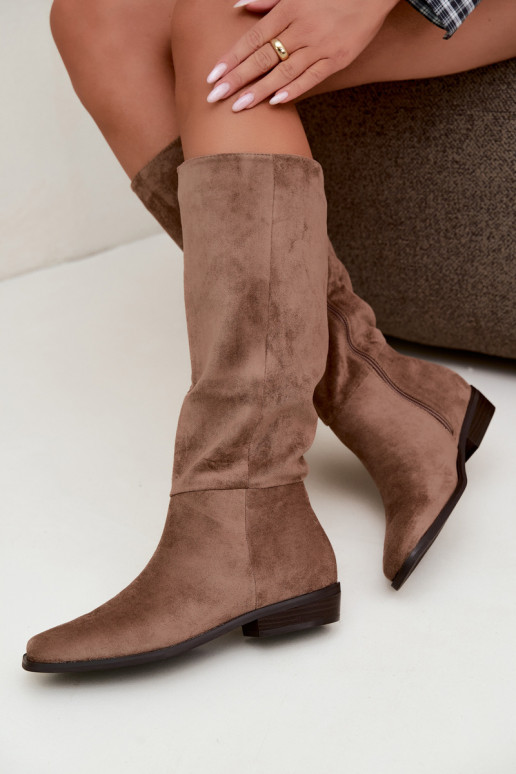 Damen lange Stiefel auf niedrigem Absatz in Sand Feretta