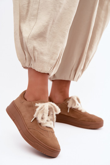 Faux-Suede-Sneaker mit Fell und Schnürsenkeln Kobbo 79655 braun 2