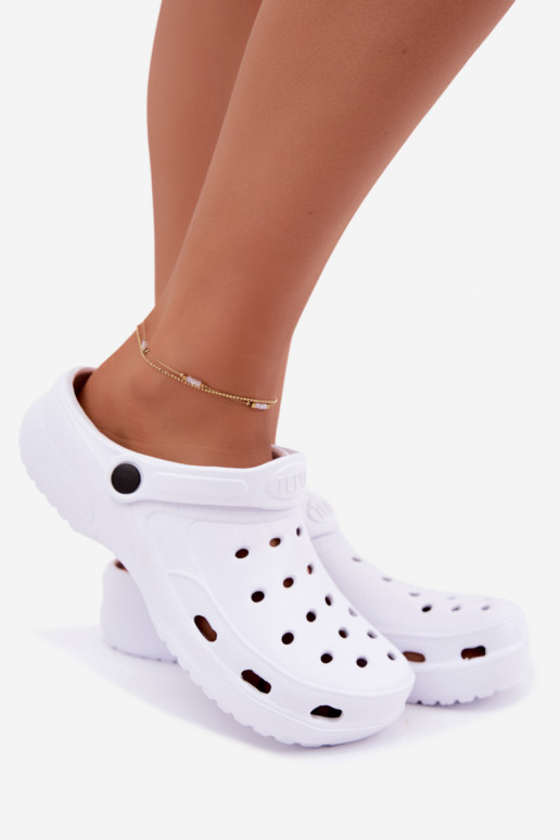 Aderis weiße leichte Clogs