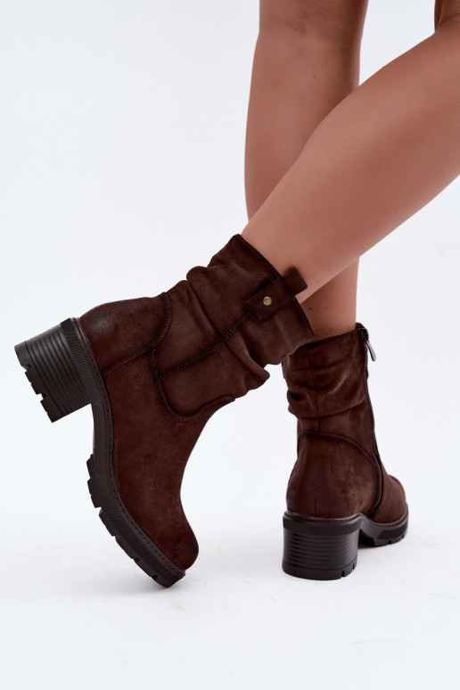 Isolierte Damen Stiefeletten mit Rüschen Klocke S.Barski HY62-8100 in Schokoladenfarbe