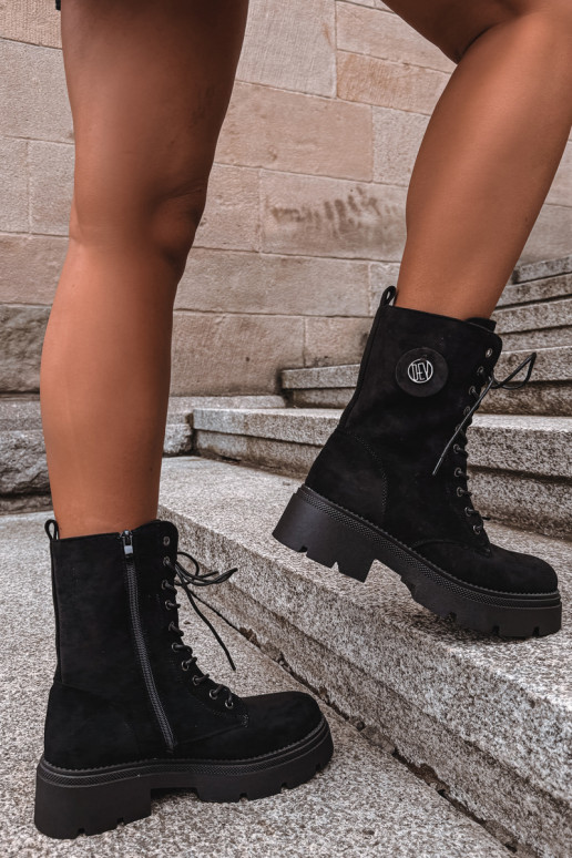 Warme schwarze Damen Stiefeletten aus Kunstveloursleder Livela