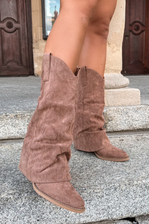 Falten cowboy-stil kniehohe Stiefel mit Absätzen und genähtem Schaft braun Ives
