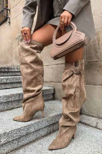 Damen-Slipper-Kniehohe Stiefel mit Absatz in Sand Rosena
