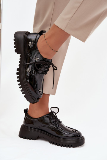 Lackleder-Damenschuhe mit Schnallen in Schwarz Artiker 57C0333