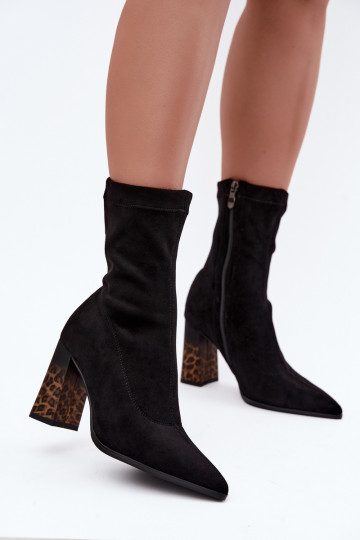 Isolierte Damen Stiefeletten mit gemustertem Schaft in Schwarz Tirelia 2