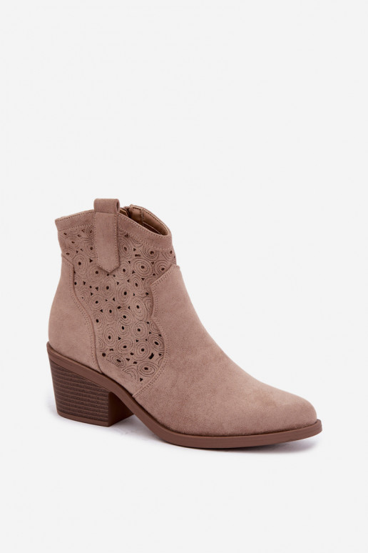 Sandfarbene durchbrochene Cowboy-Stiefeletten mit Absatz S.Barski HY62-8147