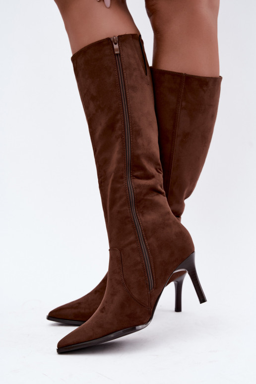 Warme braune kniehohe Stiefel mit Absatz Taelia