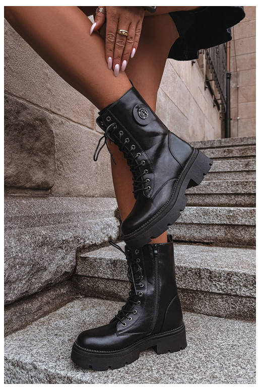 Warme schwarze Damen Stiefeletten Livela