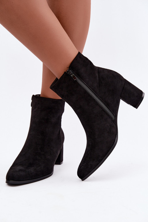 Isolierte Damen-Stiefeletten mit Absatz Brella in schwarzer Farbe