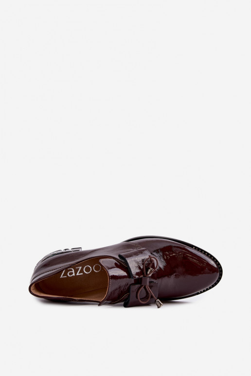 Lackierte Schuhe mit niedrigem Absatz und Schleifen in Bordeauxfarbe Zazoo 1399