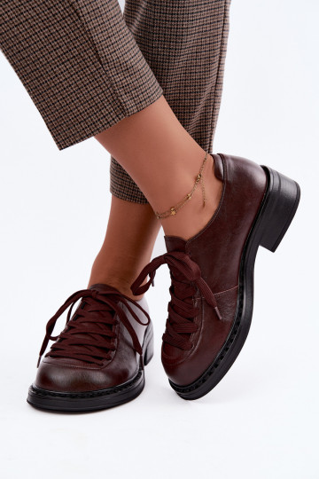 Lackleder Halbschuhe mit Schnürsenkeln in Dunkelbraun 2