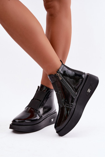 Schwarze Leder-Stiefeletten mit Plateau und Lackeffekt Artiker 55C0820 2