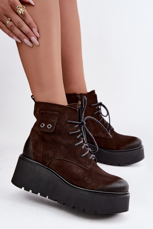 Zazoo 60499 Damen Stiefeletten aus Kunstveloursleder mit Plateau in Schokoladenfarbe