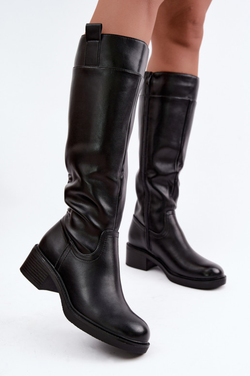 Lange Stiefel mit niedrigem Absatz Zazoo KZ-22 in schwarzer Farbe