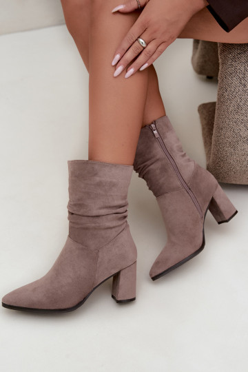 Damen warme Stiefeletten mit lockigem Obermaterial Dalessia in Tonfarbe