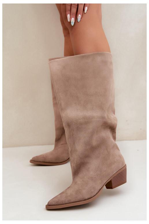 Sandfarbene Stiefeletten mit Absatz aus Kunstveloursleder Casella