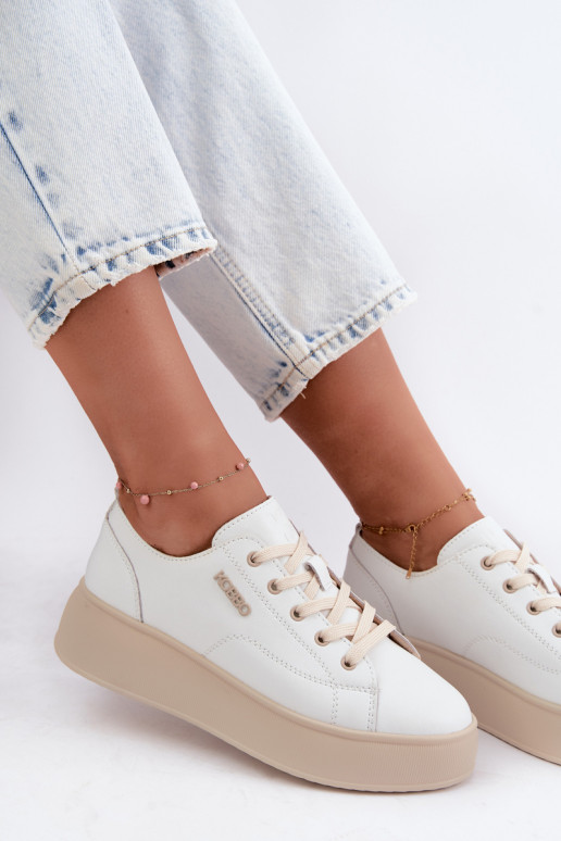Fauxleder-Sneaker mit Plateau Kobbo in Weiß