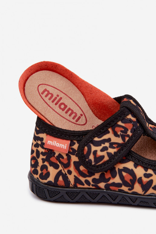 Kinderschuhe Milami mit Klettverschlüssen und Leopardenmustern in Gelb und Schwarz Jasimrra
